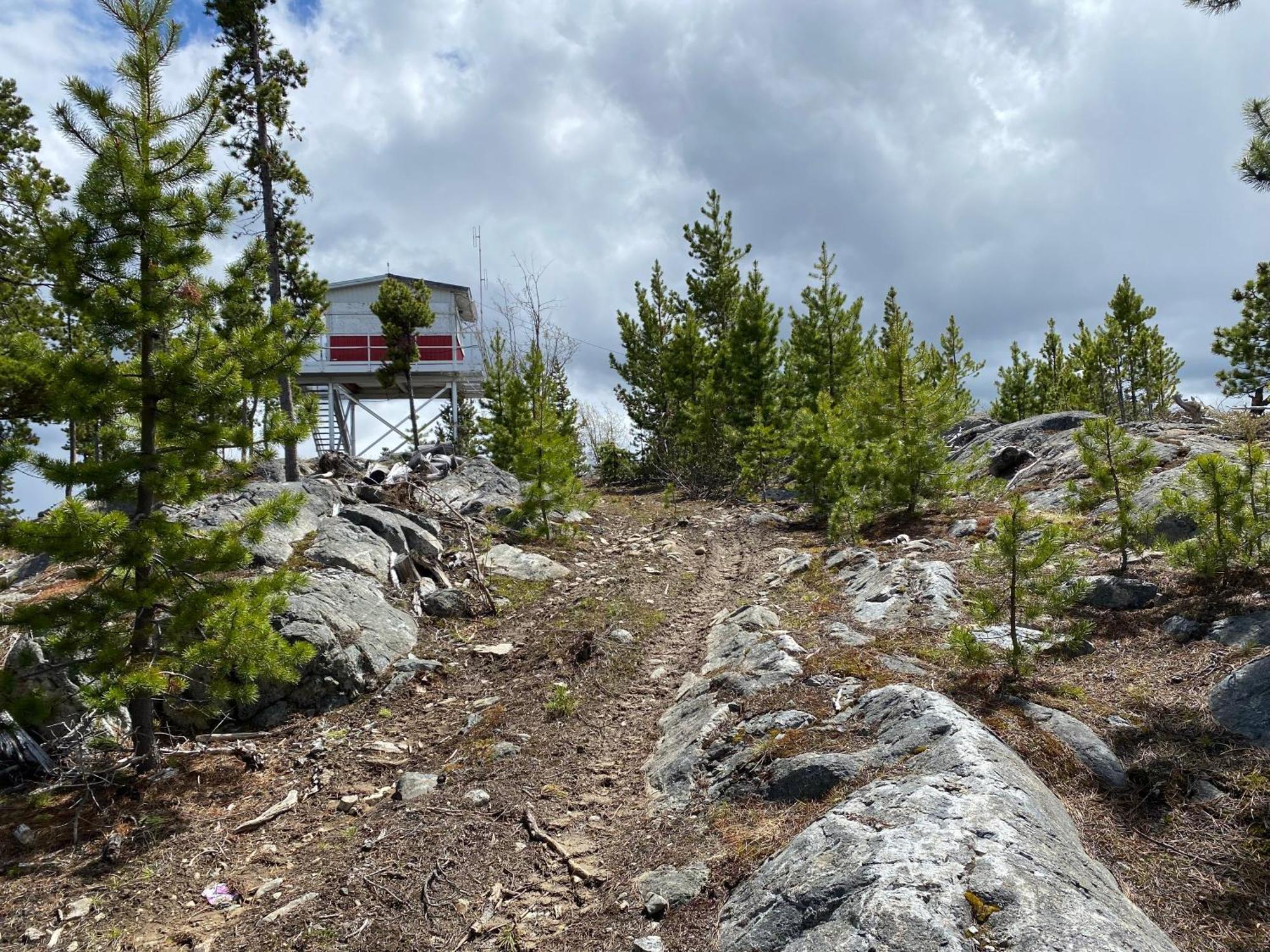Red Cariboo Resort Anahim Lake Exterior photo